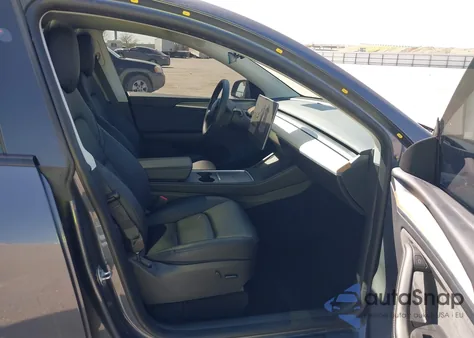 2023 Tesla Model Y Awd/Long Range Dual Motor All-Wheel Drive из США, поврежденный, VIN 7SAYGDEE4PA202135